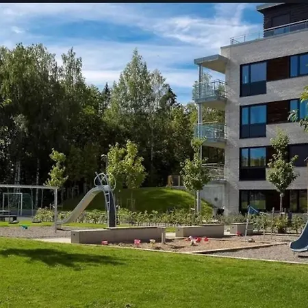 2 Bed Flat Near Oslo Fjord